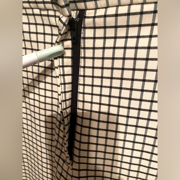 ZARA CREAM & BLACK LEGGING PANTS - Picture 4 of 6